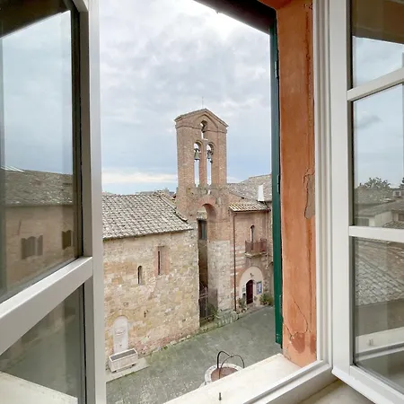 Malta In The Historic Center Of Apartment Siena